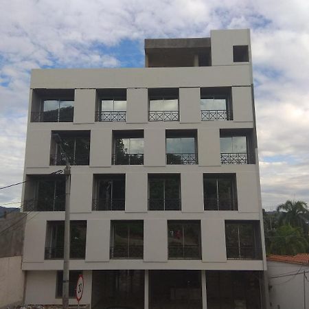 Okawango Hotel Girardot Exterior foto